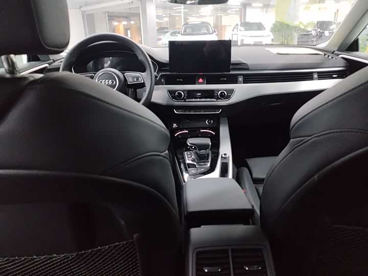 Фото 5 - Audi A5