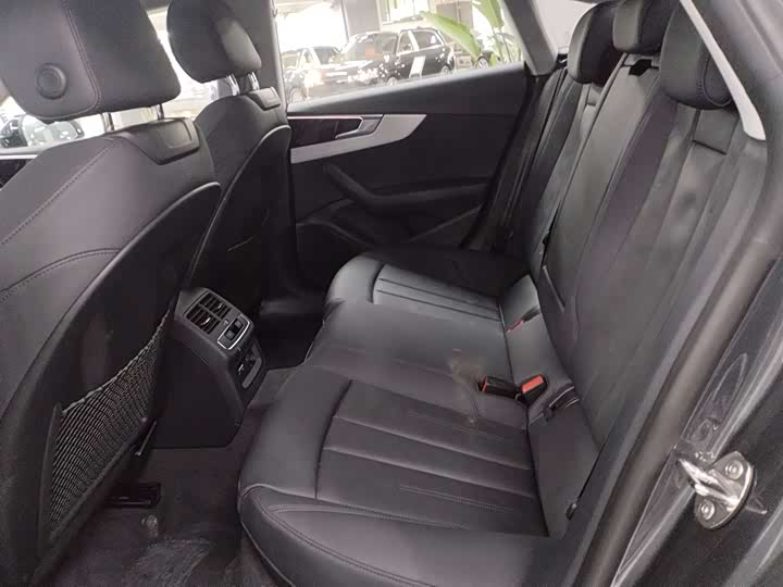 Фото 6 - Audi A5