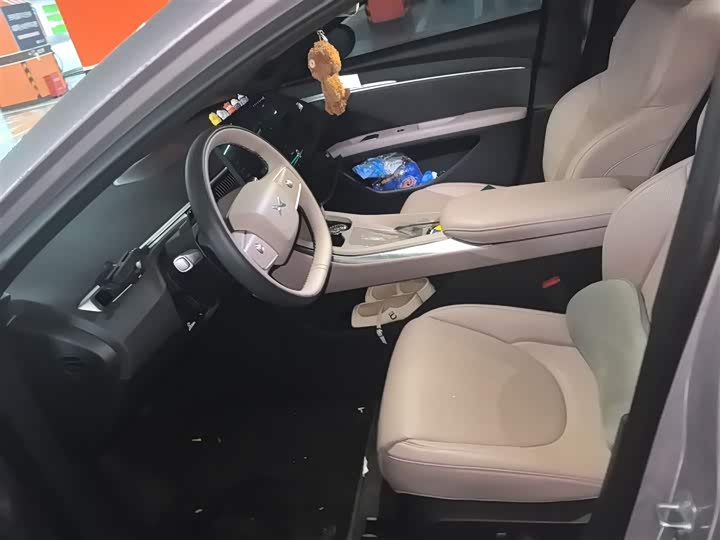 Фото 8 - XPeng Mona M03