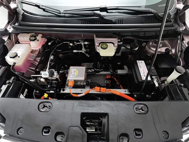 Фото 6 - BYD Yuan Pro