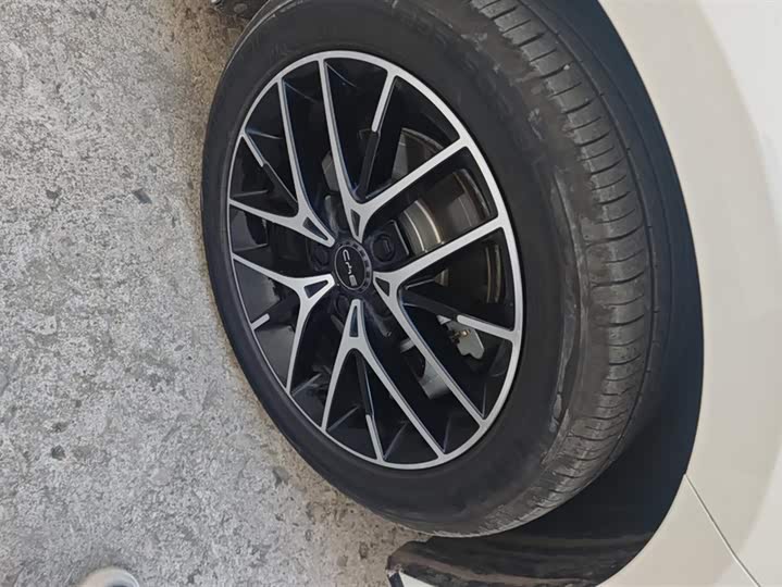 Фото 6 - BYD Seal