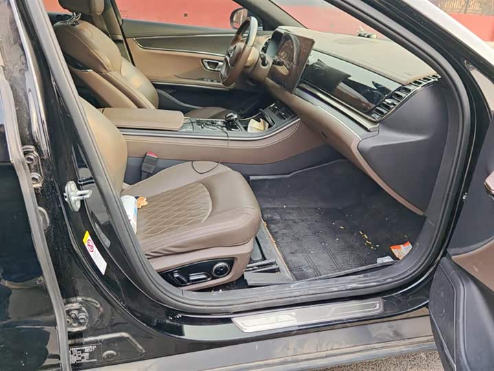 Фото 8 - BYD Han