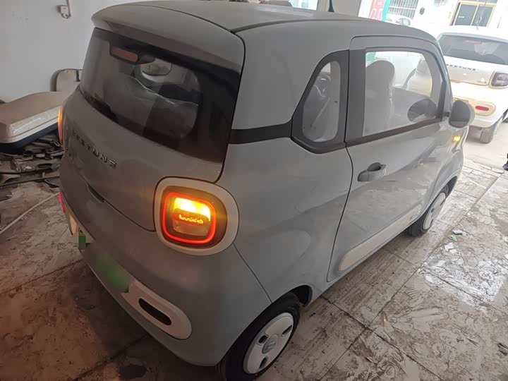 Фото 7 - Bestune Pony