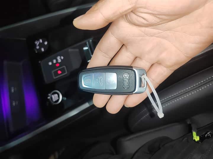 Фото 9 - Audi A3