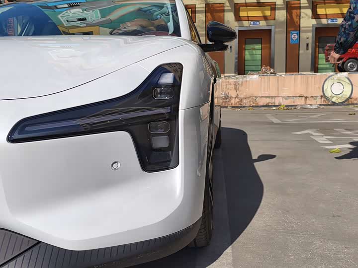 Фото 8 - XPeng Mona M03