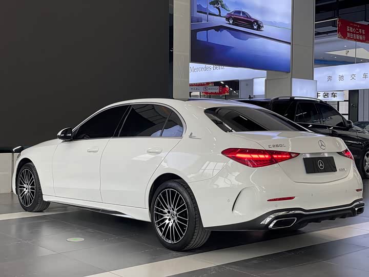 Фото 7 - Mercedes-Benz C-Class