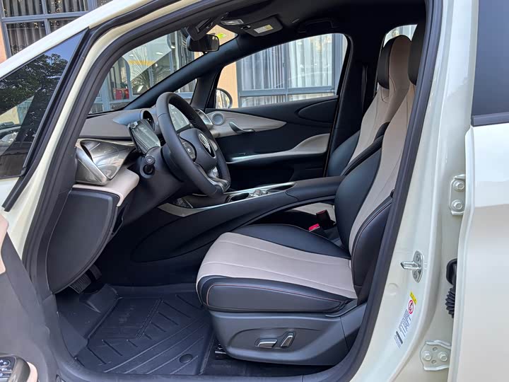 Фото 6 - BYD Dolphin