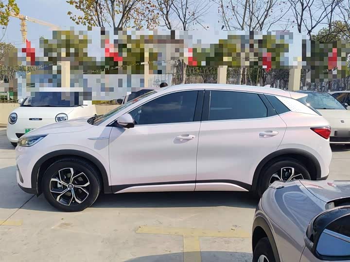 Фото 5 - BYD Yuan Plus