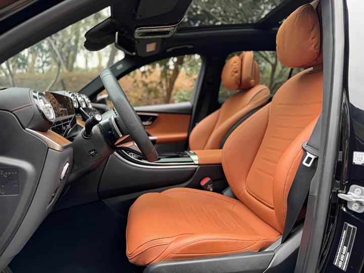 Фото 9 - Mercedes-Benz GLC-Class