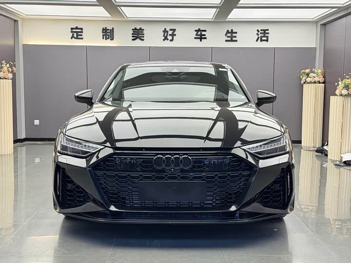 Фото 2 - Audi A7