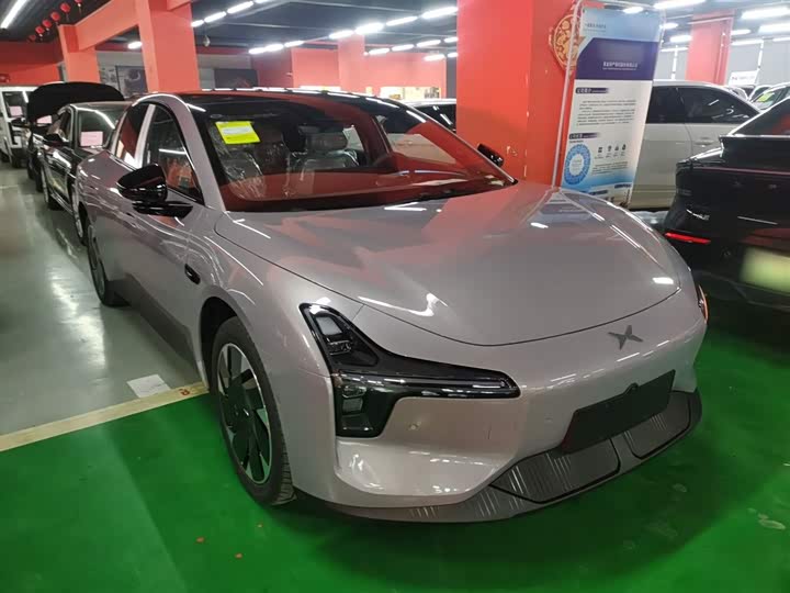 Фото 4 - XPeng Mona M03