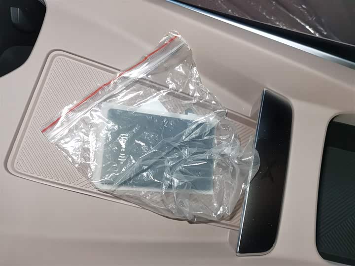 Фото 9 - XPeng Mona M03