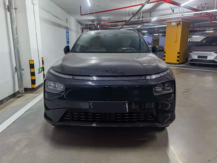 Фото 2 - XPeng G9