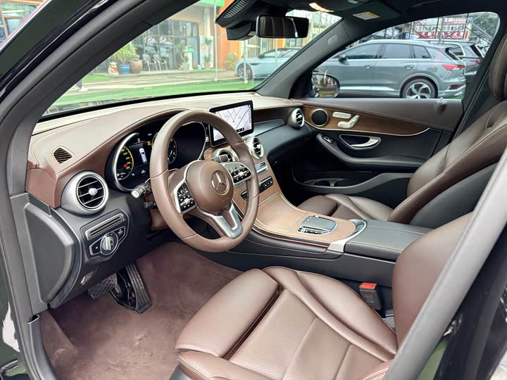 Фото 6 - Mercedes-Benz GLC-Class