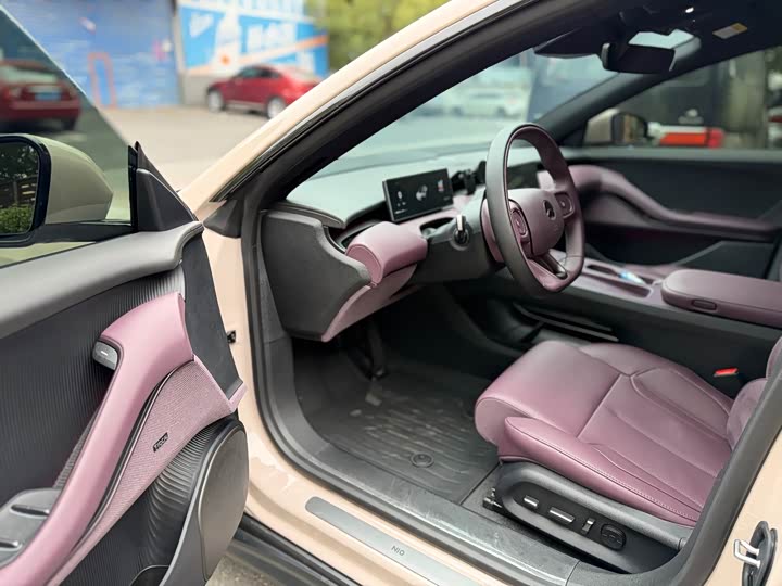 Фото 4 - Nio ET5T