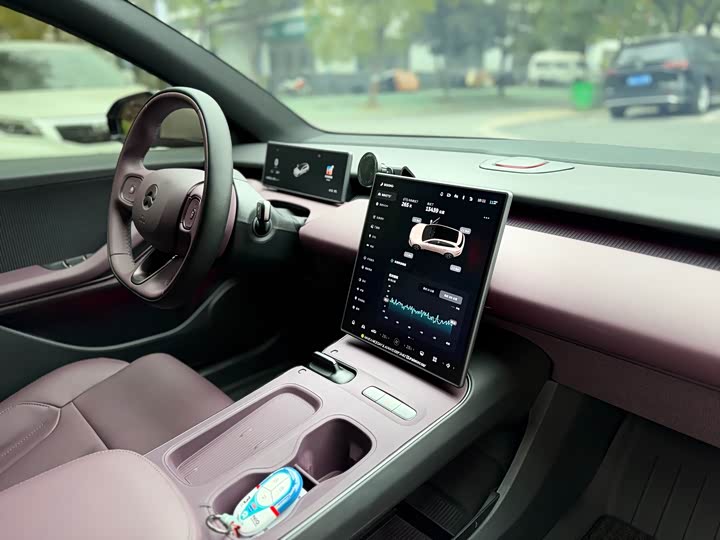 Фото 7 - Nio ET5T