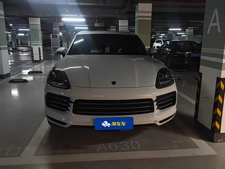 Фото 2 - Porsche Cayenne