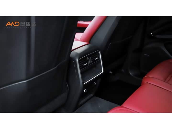 Фото 9 - Porsche Cayenne Hybrid