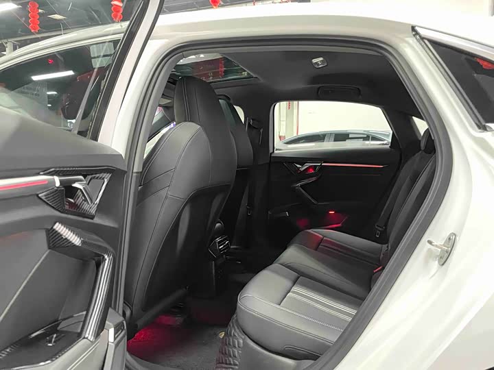 Фото 9 - Audi A3