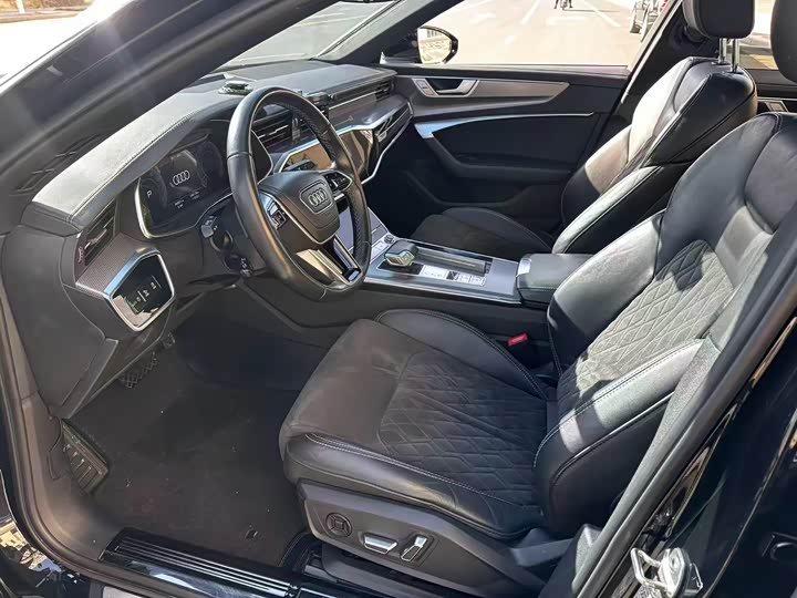 Фото 3 - Audi A6L