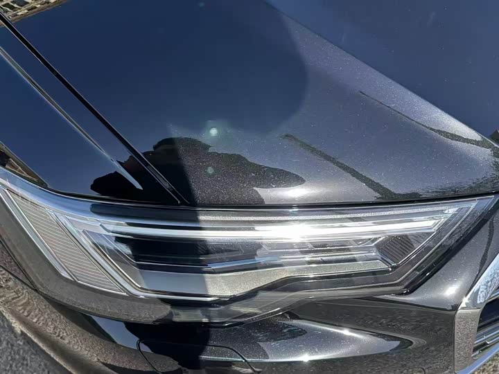 Фото 4 - Audi A6L