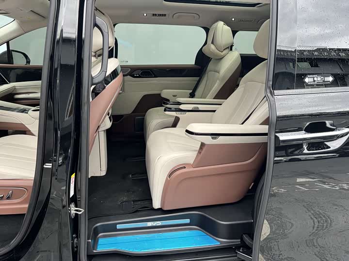 Фото 8 - BYD Xia