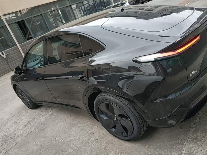 Фото 5 - Nio Onvo L60