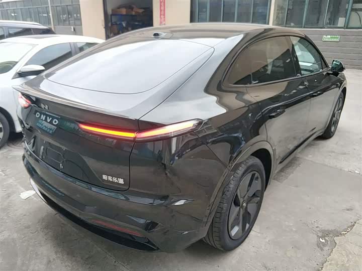 Фото 7 - Nio Onvo L60