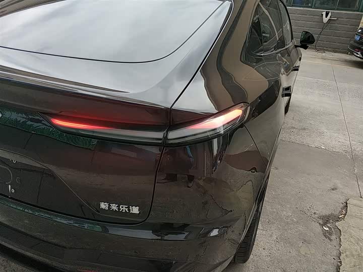 Фото 8 - Nio Onvo L60