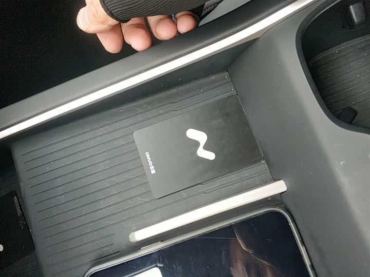 Фото 9 - Nio Onvo L60