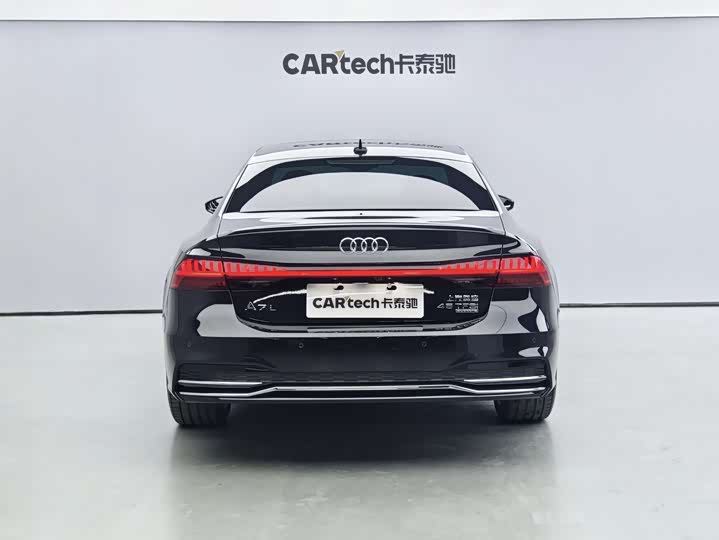 Фото 5 - Audi A7L