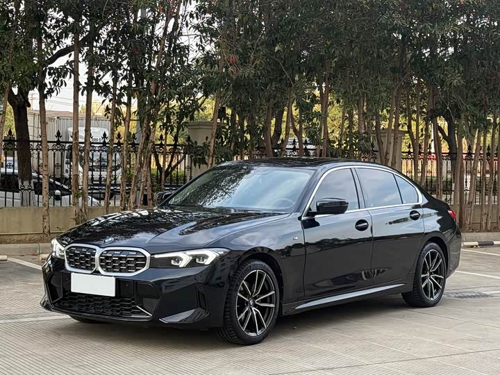 Фото 2 - BMW 3 Series