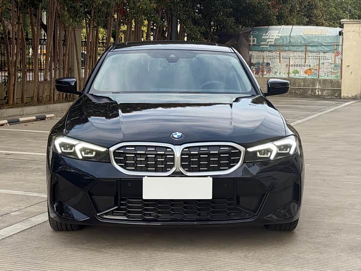 Фото 3 - BMW 3 Series