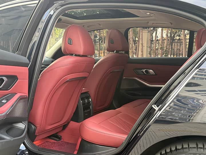 Фото 8 - BMW 3 Series