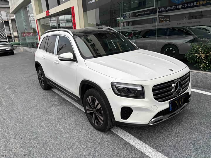 Фото 2 - Mercedes-Benz GLB-Class