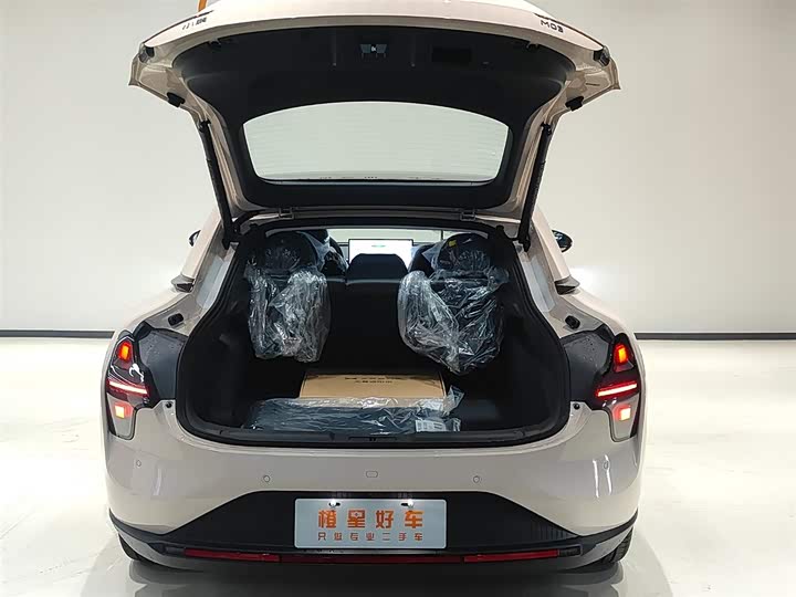 Фото 7 - XPeng Mona M03