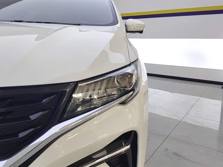 Фото 5 - Geely Jiaji