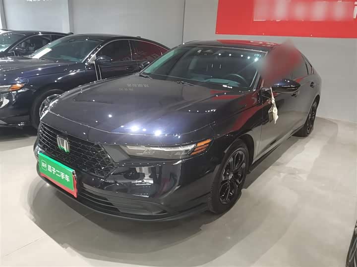 Фото 2 - Honda Accord