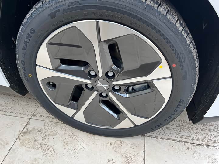 Фото 4 - XPeng Mona M03