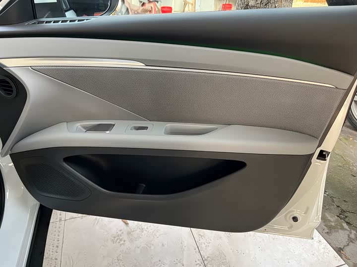 Фото 5 - XPeng Mona M03