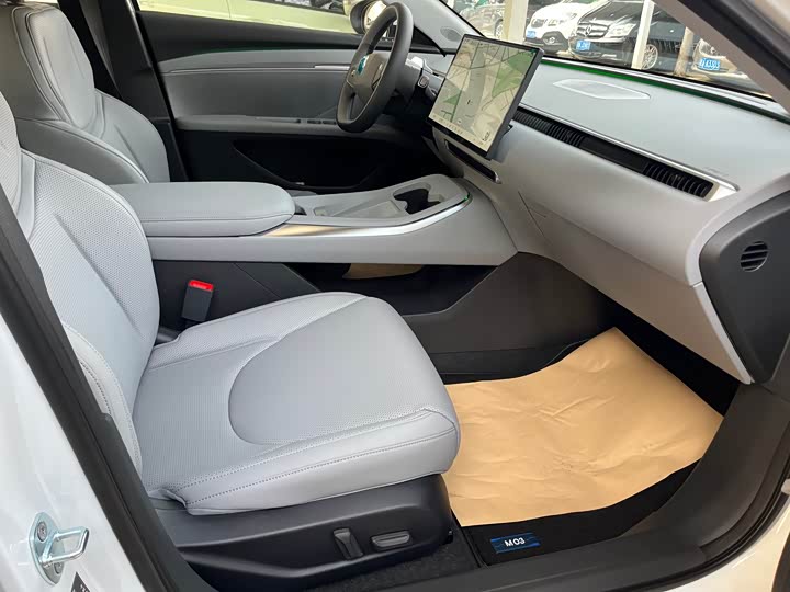 Фото 6 - XPeng Mona M03