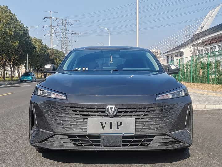 Фото 2 - Changan Eado Plus