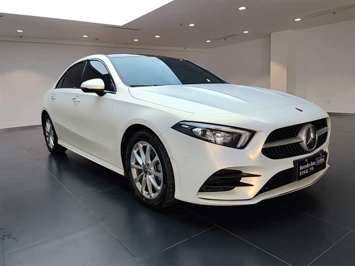 Фото 2 - Mercedes-Benz A-Class