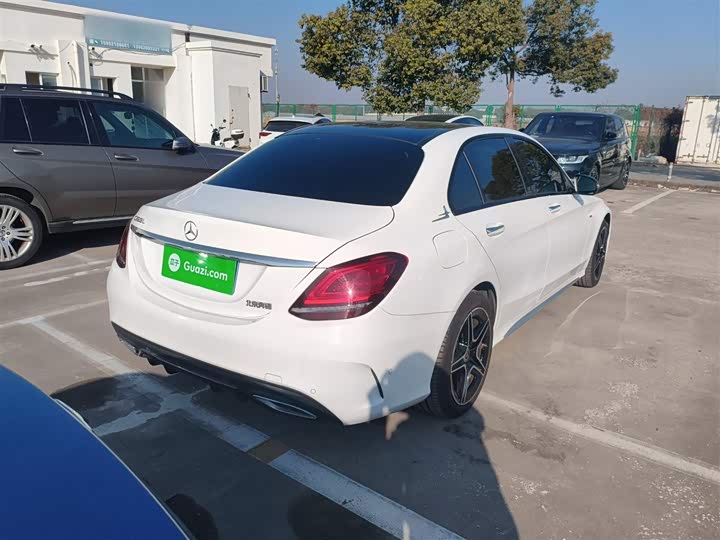 Фото 7 - Mercedes-Benz C-Class