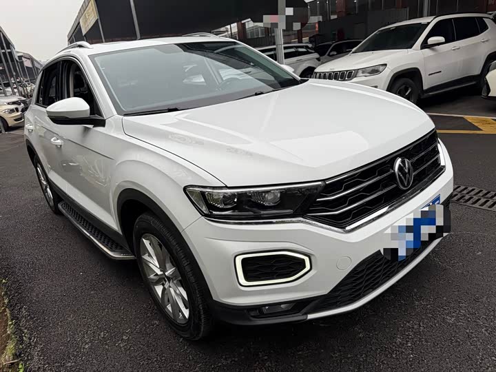 Фото 3 - Volkswagen T-Roc