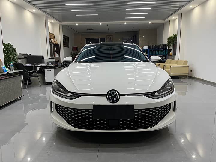 Фото 2 - Volkswagen Lamando L