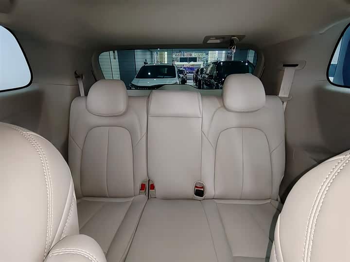 Фото 9 - Buick GL8 ES