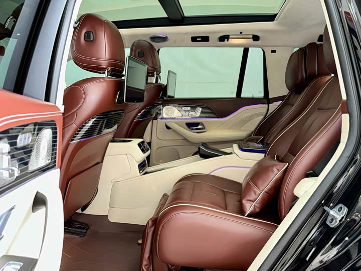 Фото 9 - Mercedes-Benz GLS-Class