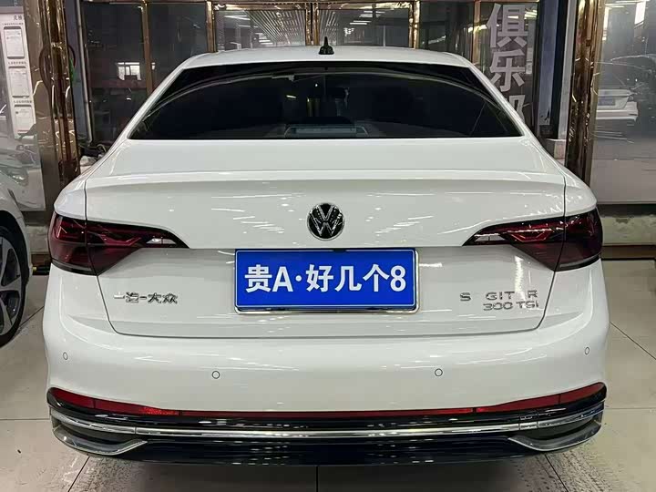 Фото 9 - Volkswagen Sagitar L