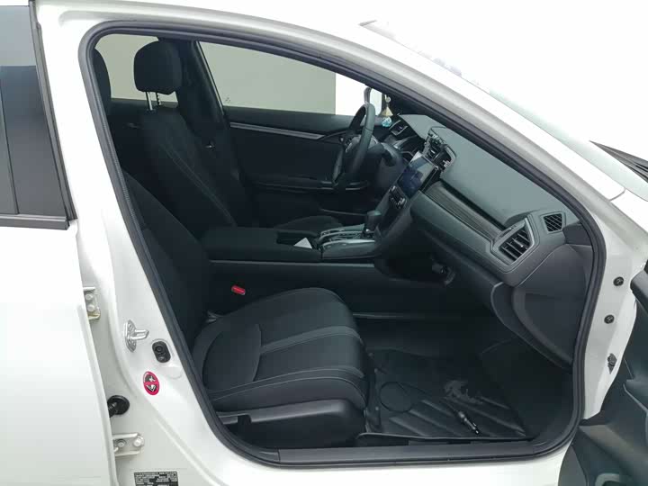 Фото 7 - Honda Civic